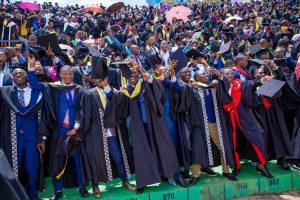 Integanyanyigisho zigiye guhindurwa zijyane n’isoko ry’umurimo- HEC