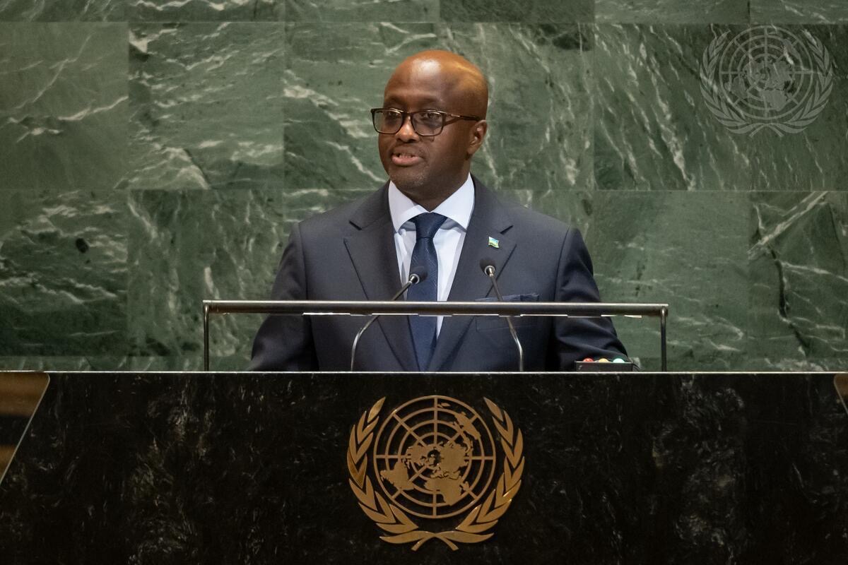 U Rwanda rwanenze ibihugu bikandamiza ibindi byitwaje inkunga