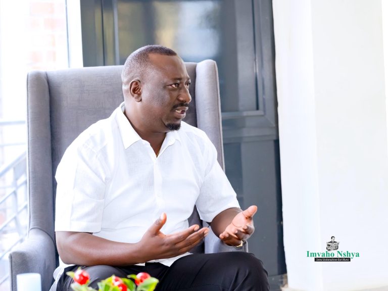 Uwagiye muri Mozambique ari umusore, yagarutse mu Rwanda aherekeje Perezida