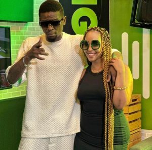Teta Sandra na Weasel bongeye gukozanyaho