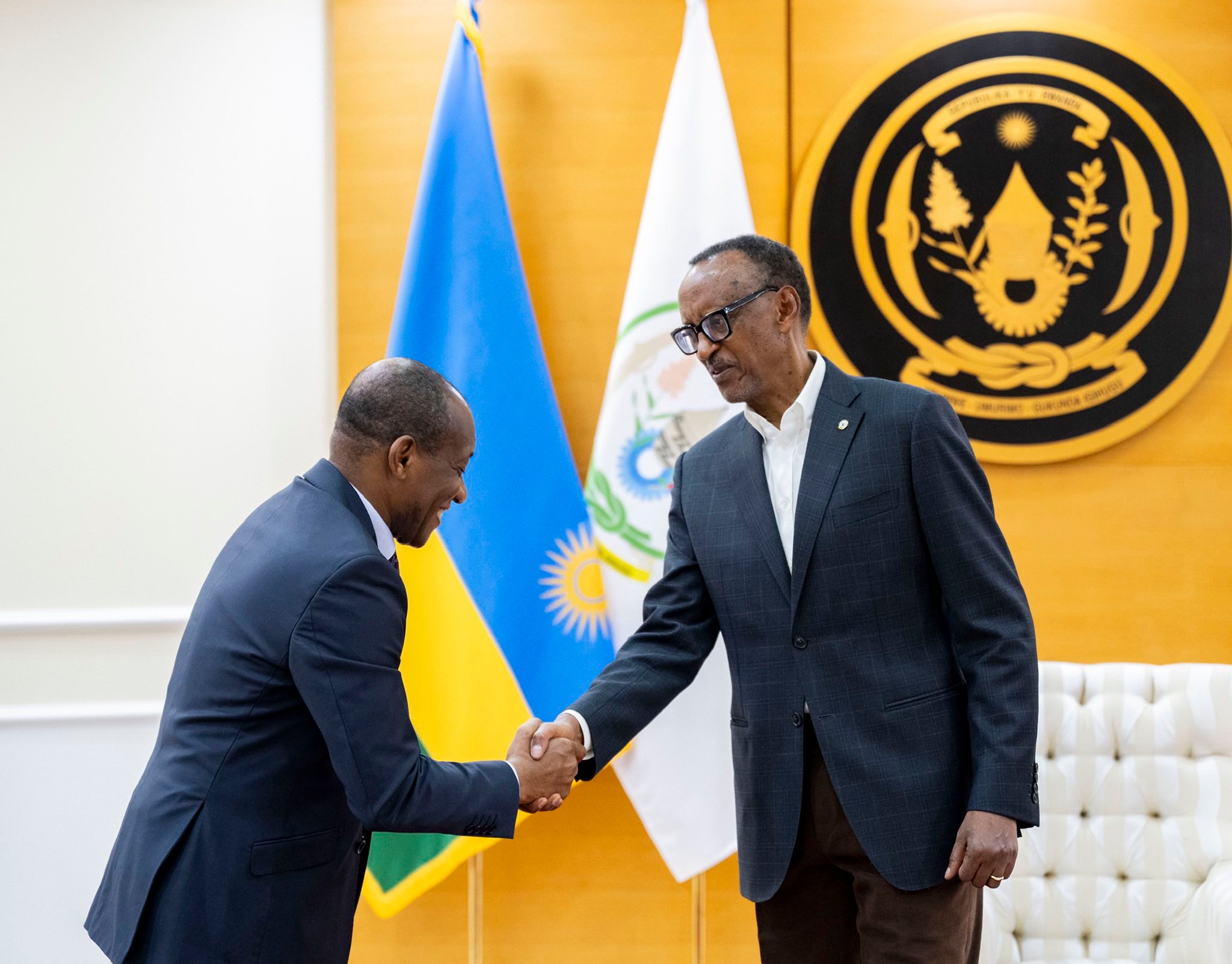 Perezida Kagame yakiriye Umuyobozi Mukuru w’Ikigo ASECNA