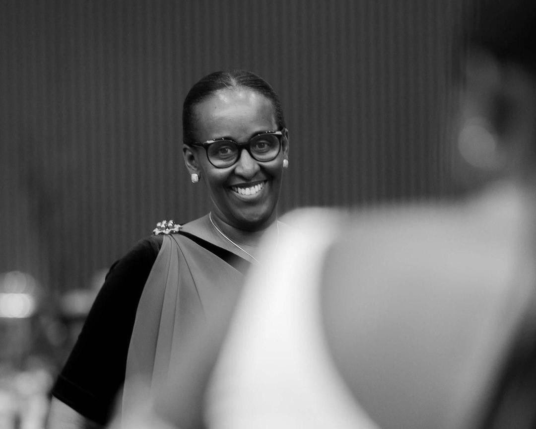 Madamu Jeannette Kagame yerekanye umuryango nk’ishingiro ry’iterambere