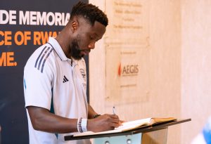 Ntabwo nari nzi ko nzabasha kwiga byinshi kuri Jenoside – Bacary Sagna