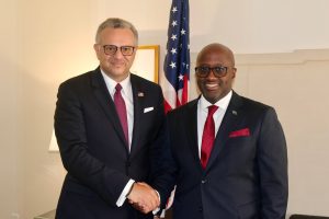 U Rwanda n’Amerika byaganiriye ku ishyirwa mu bikorwa ry’amasezerano y’amahoro