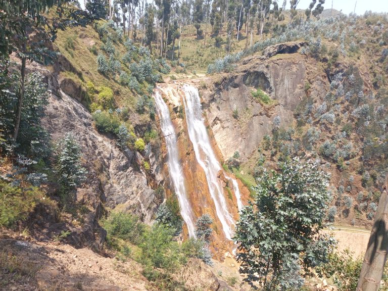 Karongi: Abaturiye urutare rwa Ndaba barahifuza iterambere 