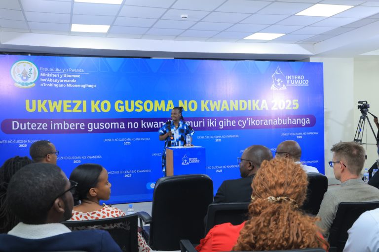 Kigali: Hamuritswe igitabo gifasha abana kumva amateka ya Jenoside