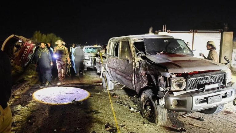 Pakistan: Byemejwe ko abantu 15 baguye mu gitero cy’ubwiyahuzi