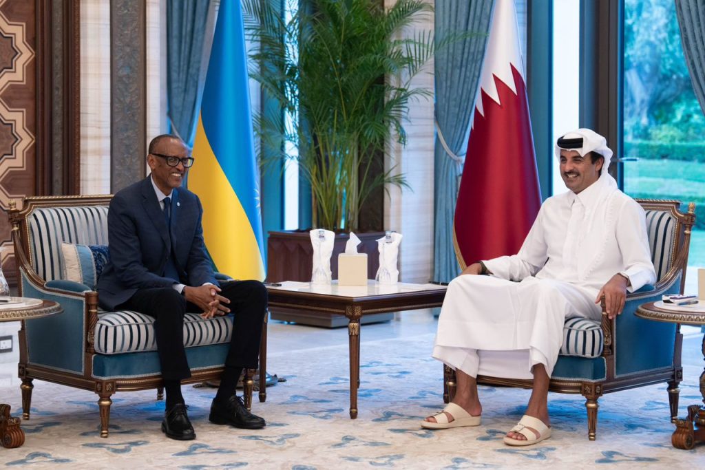 Perezida Kagame na Emir wa Qatar baganiriye ku mahoro n’umubano w’ibihugu byombi
