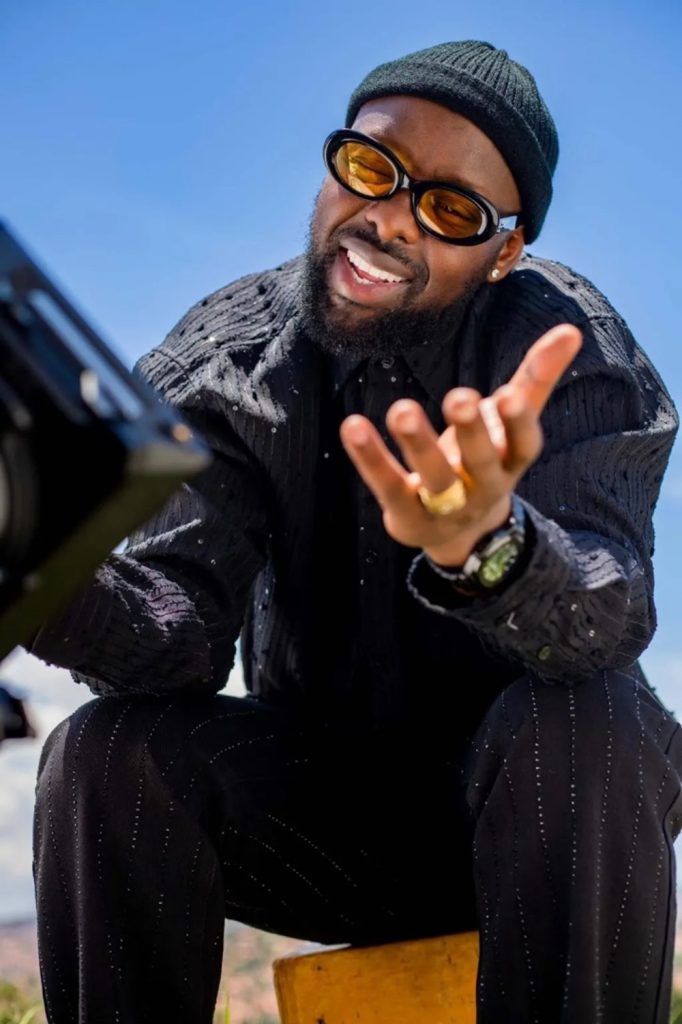 Eddy Kenzo yateye utwatsi igitekerezo cyo kugarura Bobi Wine ku rubyiniro