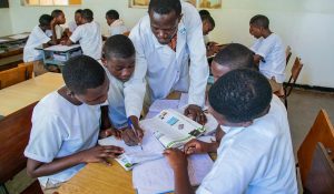 U Rwanda rwashoye miliyari 32 Frw mu kwigisha abarimu Icyongereza