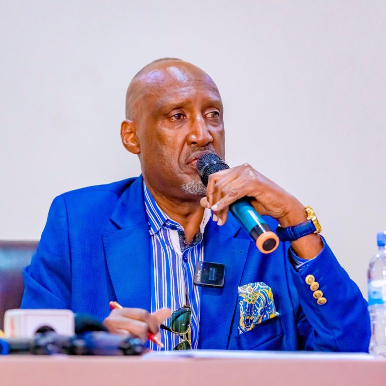 Uwari Umunyamabanga Mukuru wa FERWAFA n’umukozi w’Amavubi batawe muri yombi