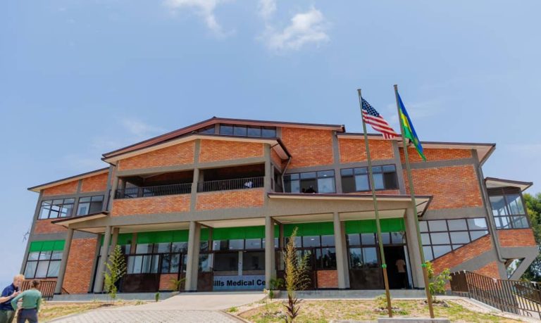 Rutsiro: Huzuye ibitaro bigezweho bizafasha abasaga miliyoni 5