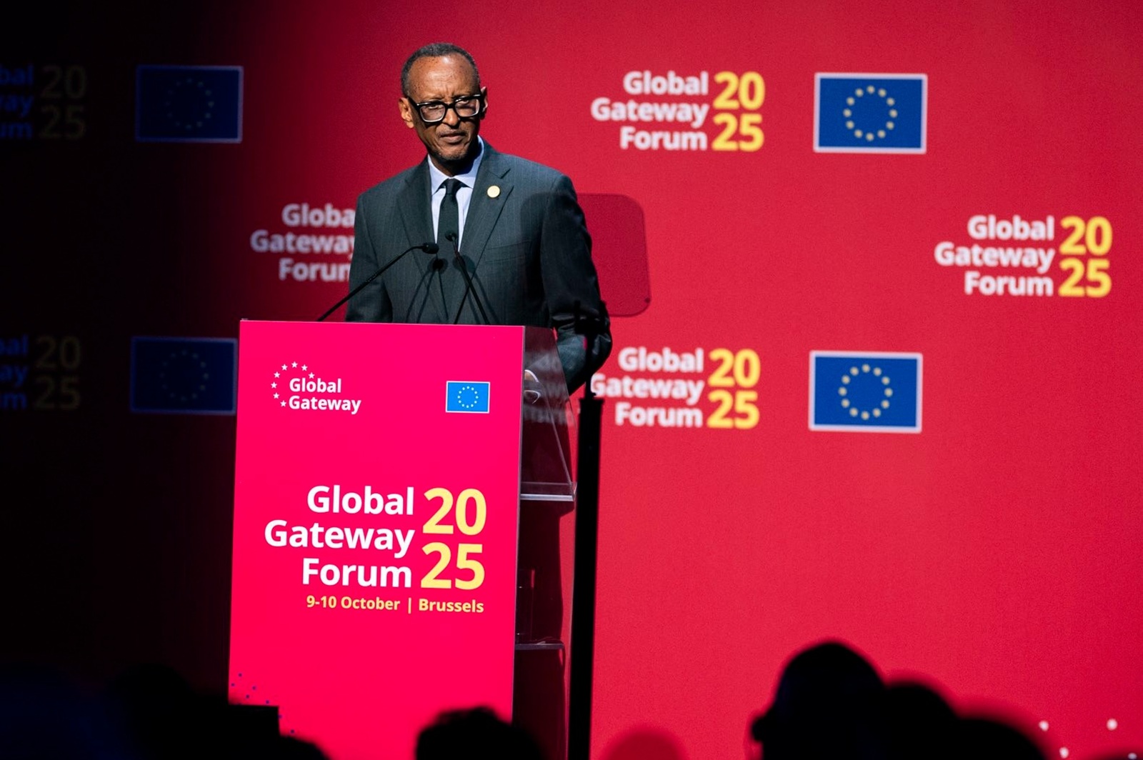 Perezida Kagame yasabye EU gusangira na Afurika ibyago n’inyungu