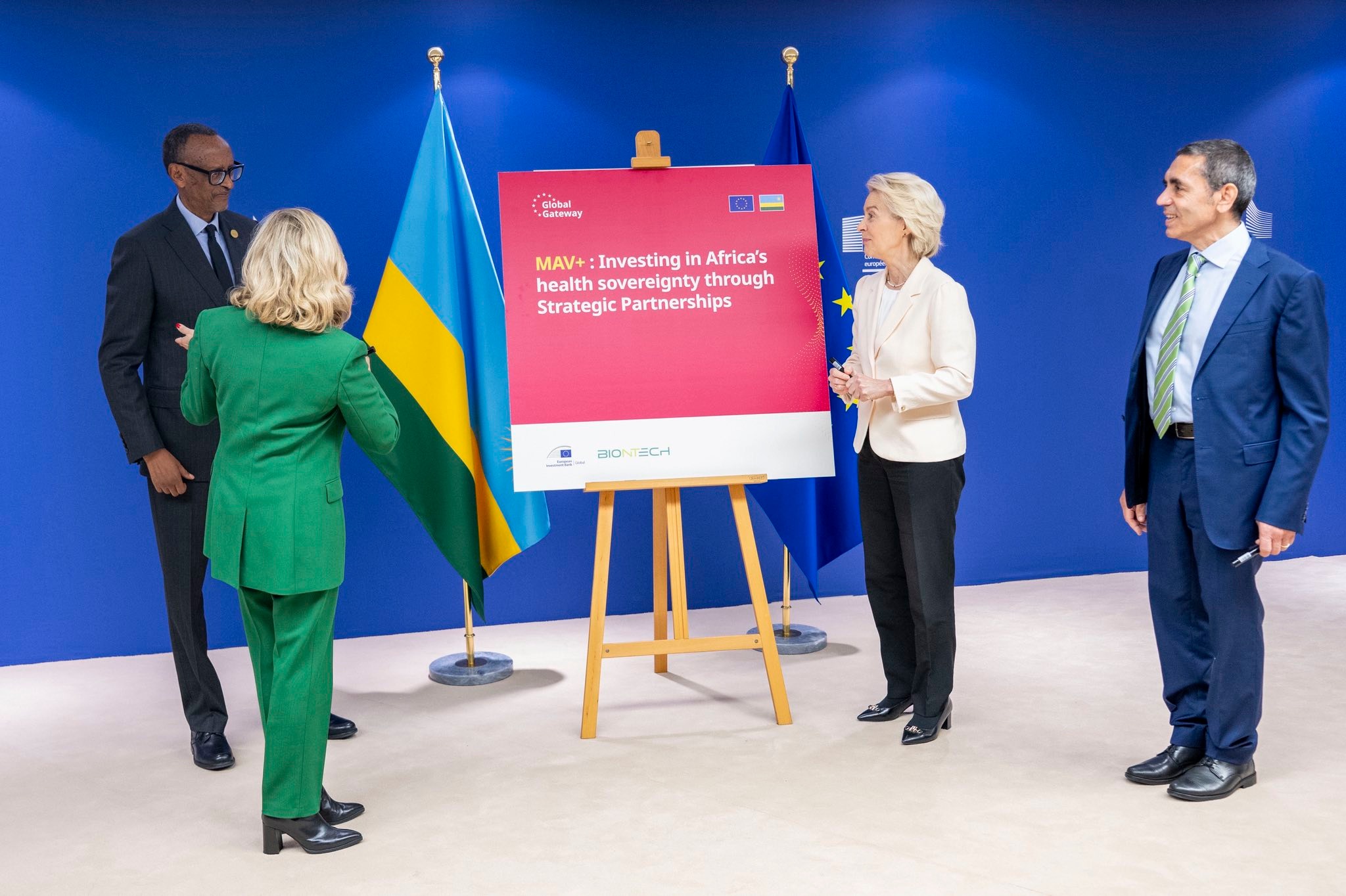 Perezida Kagame yitabiriye itangizwa ry’inkunga ya miliyari 160 Frw