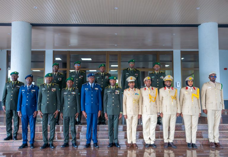 Umugaba Mukuru w’Ingabo za Somalia yasuye icyicaro cy’Ingabo z’u Rwanda