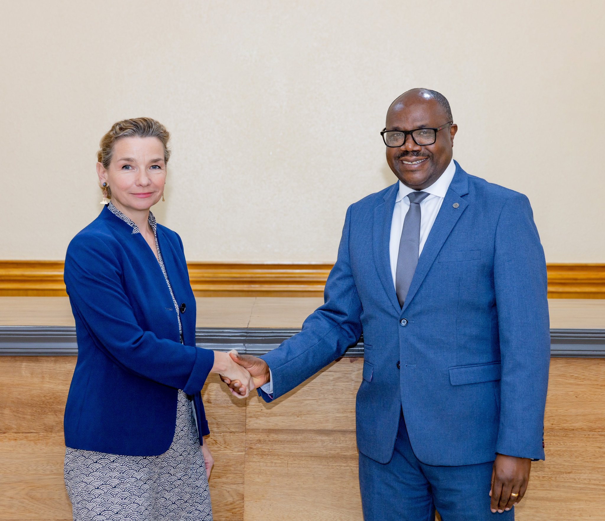 Minisitiri w’Intebe Dr. Nsengiyumva yakiriye mu biro bye Ambasaderi w’u Bufaransa mu Rwanda