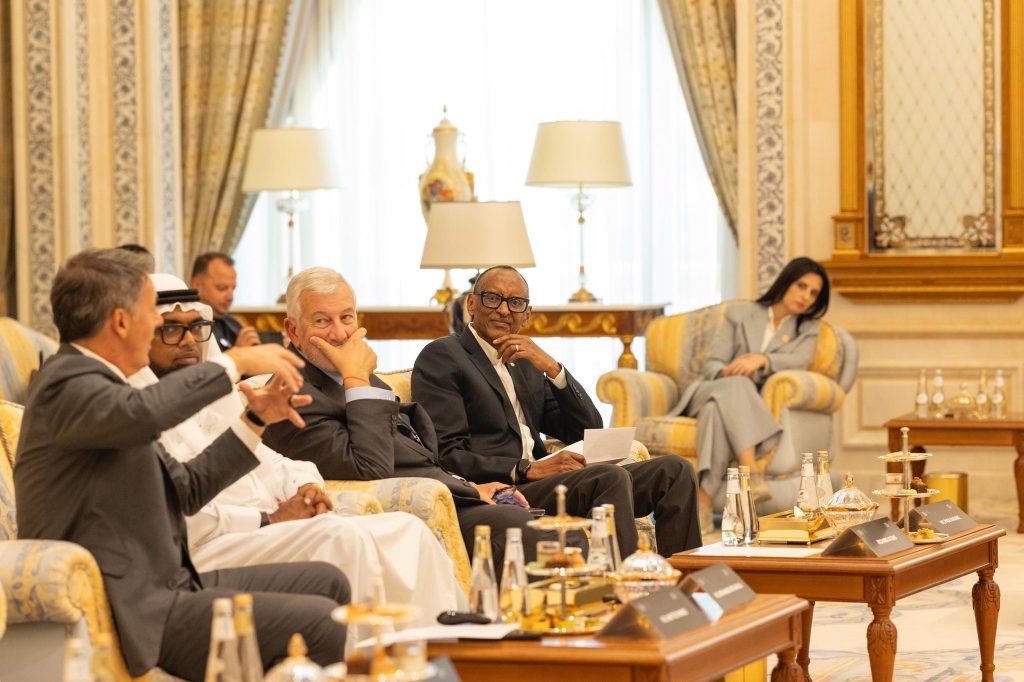Perezida Kagame yakomoje ku bucuruzi mpuzamahanga mu bihugu biri mu nzira y’iterambere