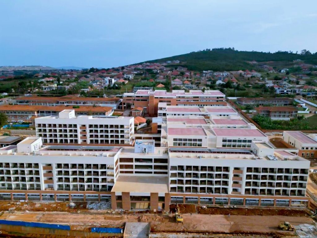 Umushinga wo kwagura Ibitaro bya Masaka ugeze ku rugero rwa 96%