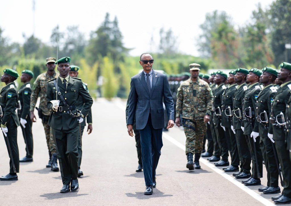 Perezida Kagame yasabye Abofisiye bato binjiye guharanira iterambere&nbsp;