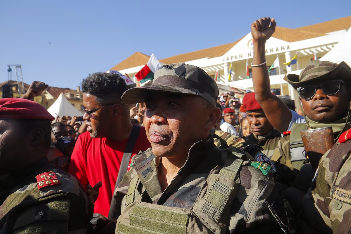 Madagascar: Col Michael wahiritse ubutegetsi bwa Rajoelina agiye kurahira
