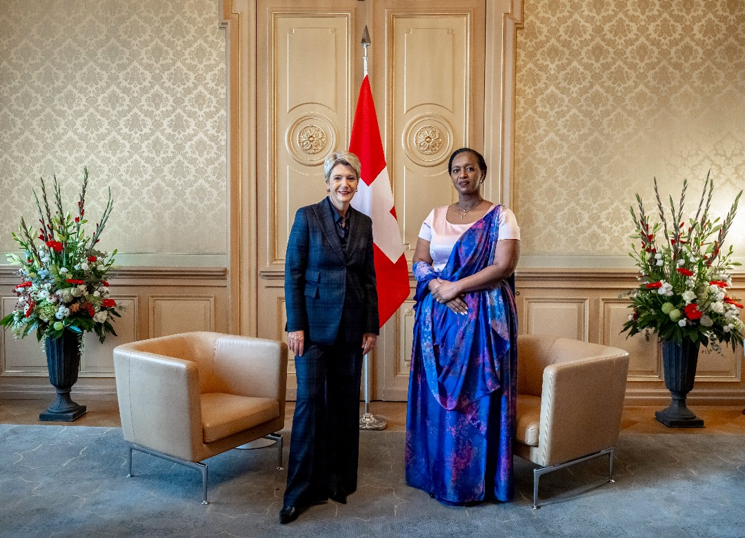 Amb Urujeni Bakuramutsa yatanze impapuro zo guhagararira u Rwanda mu Busuwisi