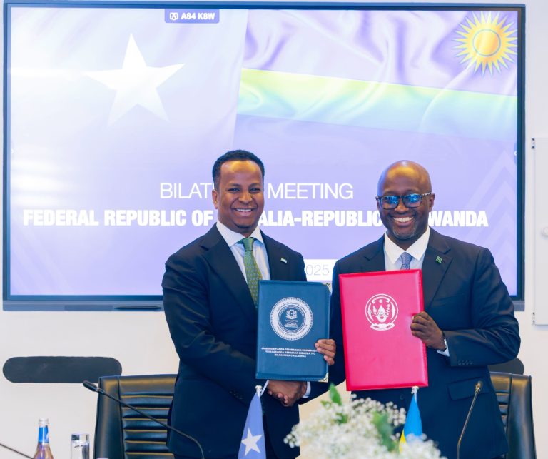 U Rwanda na Somaliya byasinyanye amasezerano y’ubufatanye mu nzego 5