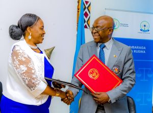 U Rwanda na Zimbabwe byiyemeje ubufatanye mu kurwanya ruswa