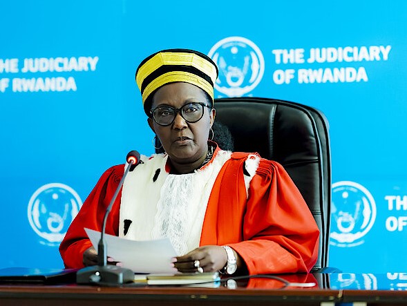 Mukantaganzwa Domitilla yasabye abarahiye gusigasira isura nziza y’ubucamanza