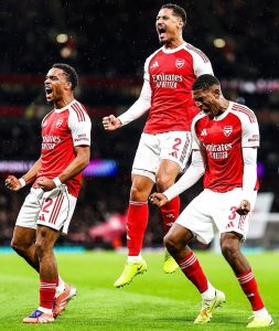 Perezida Kagame yishimiye intsinzi ya Arsenal imbere ya Bayern Muchen