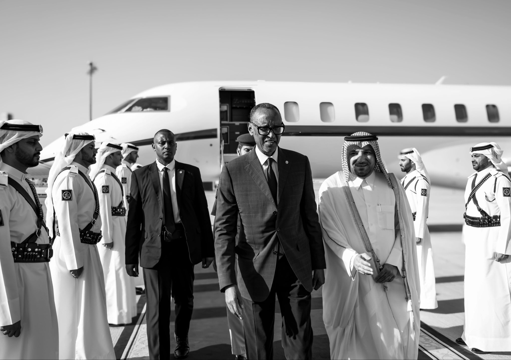 Perezida Kagame yageze muri Qatar mu Nama yiga ku iterambere ry’abaturage