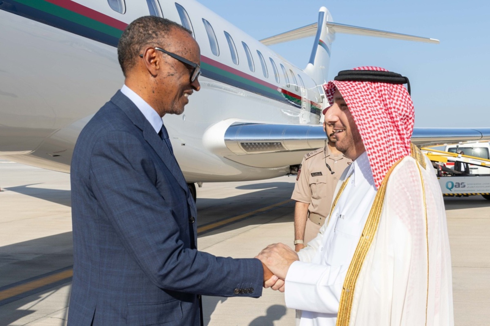 Perezida Kagame yageze muri Qatar mu Nama yiga ku iterambere ry’abaturage
