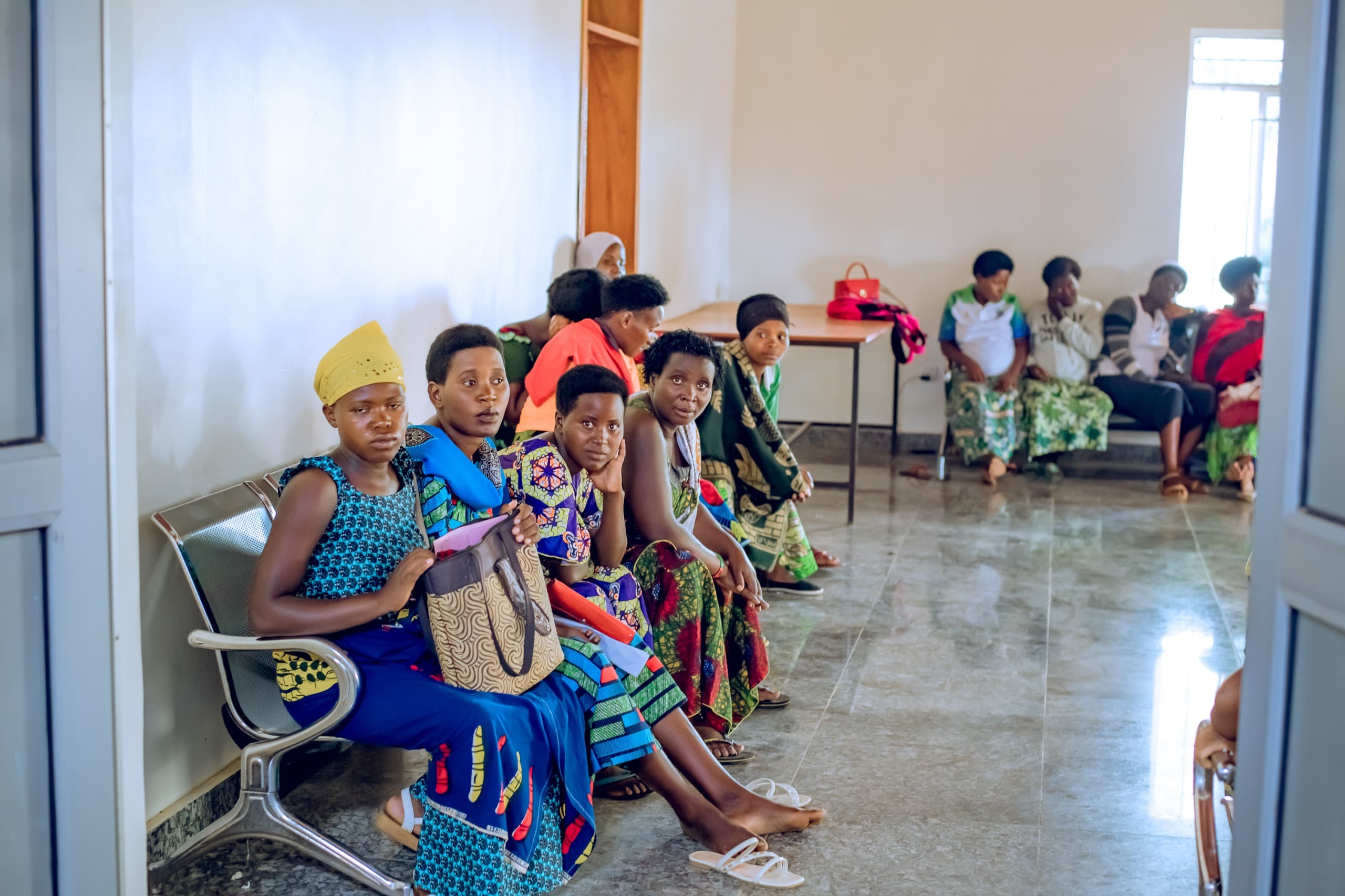 Bugaragara barashima kwegerezwa serivisi zo kumenya igitsina cy’umwana akiri mu nda