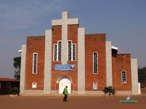 Mu busabe 84 bwo gufungurirwa insengero hemerewe 15- RGB