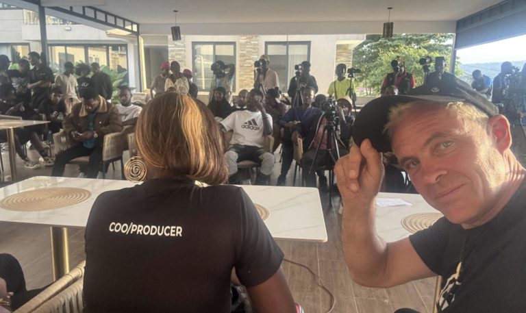 Kigali: Umuhanzi wo muri Denmark asanga umuziki wahangana n’imihindagurikire y’ibihe