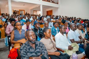 Abakunzi b’ibitaramo banezezwa no guhuza ubumenyi n’imyidagaduro