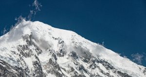 Nepal: Barindwi bazamukaga umusozi bishwe n’urubura