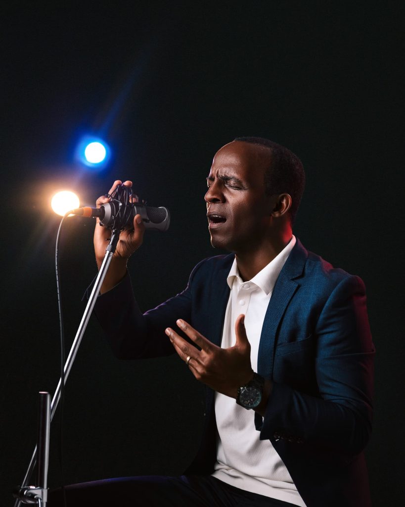 Alexis Dusabe yatangiye gusura amatorero mu myiteguro ya “Umuyoboro 25years concert”