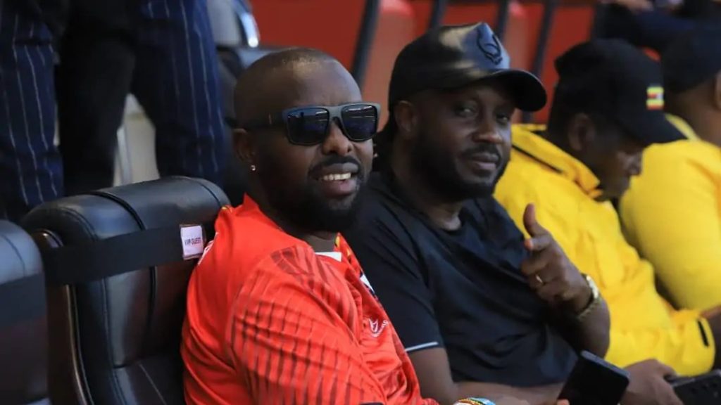 Eddy Kenzo yavuze ku kihishe inyuma y’ishyamirana rye na Bebe Cool