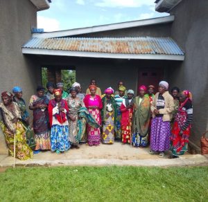 Karongi: 21 biyise’ Abatahajuru’ bafatiwe mu rugo rw’umuturage bahasengera
