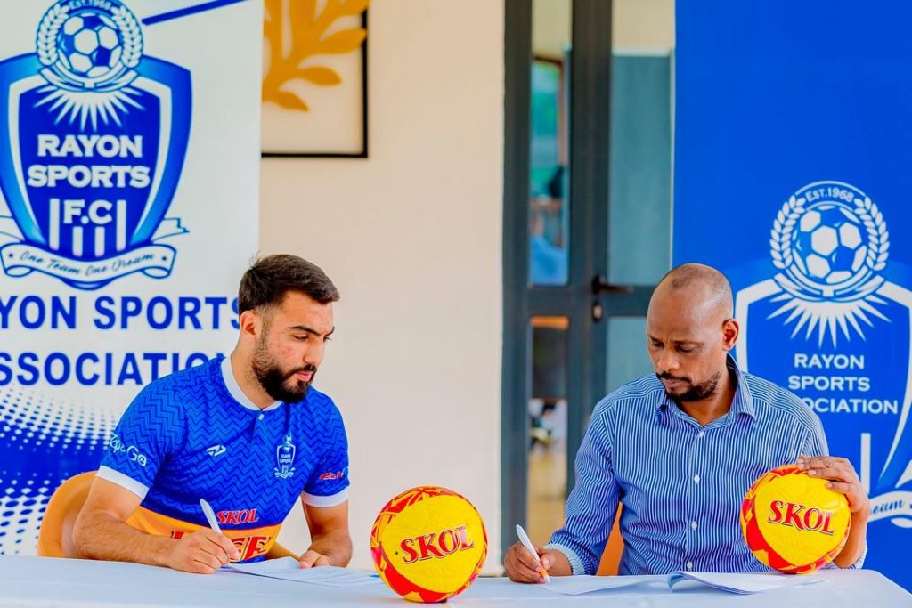 Rayon Sports yatandukanye na Mohammed Chelly