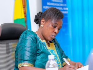Umuvunyi Mukuru yongerewe manda, Amb. Mironko na Ndayizigiye bahabwa inshingano