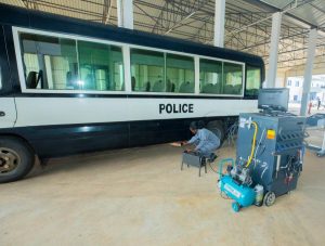 Abatunze ibinyabiziga barasabwa kwitabira gusuzumisha ubuziranenge n’imyotsi bisohora