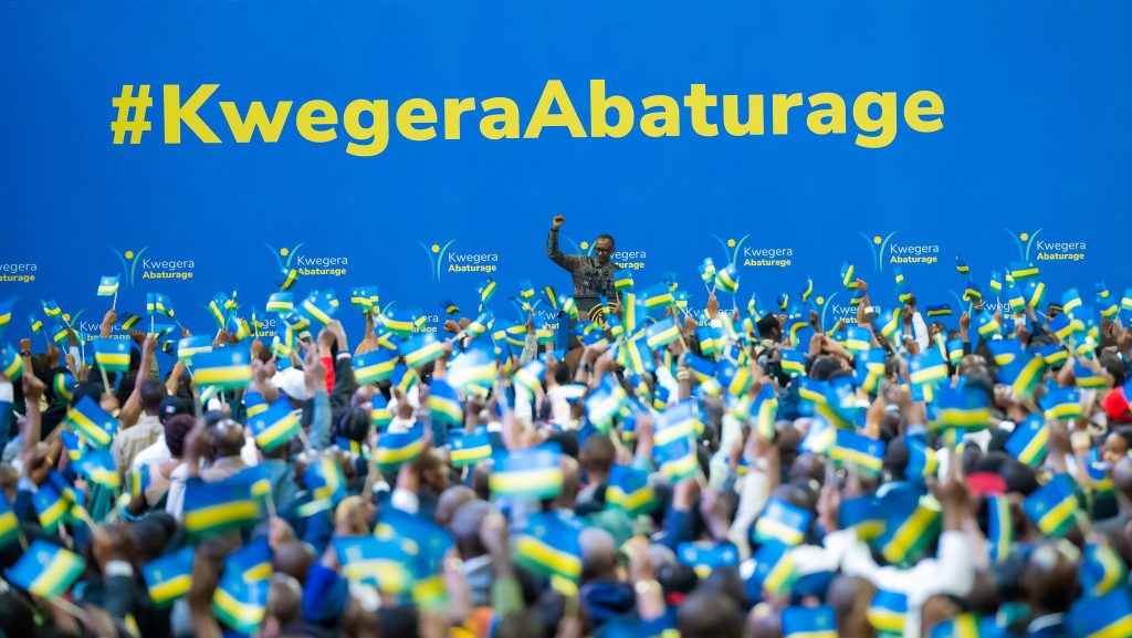 Umusaruro w’ubuyobozi bwegerejwe abaturage mu myaka 25