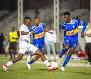 Rayon Sports yanganyije na Etincelles ikomeza kugana ahabi (Amafoto)