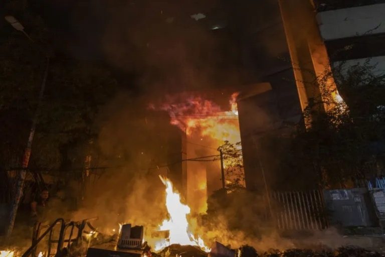 Bangladesh hadutse imyigaragambyo ikomeye