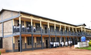 Amashuri ahanira abana kuvuga Ikinyarwanda yanenzwe