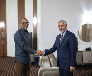 Perezida Kagame yaganiriye n’umuyobozi wa AfDB ku bufatanye mu iterambere