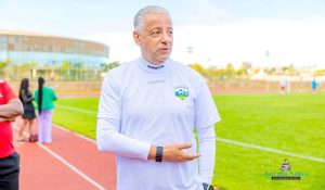 Adel Amrouche ntakiri Umutoza w’Amavubi