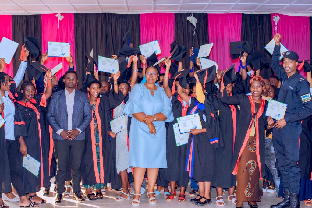 Nyagatare: Urubyiruko 40 rwize ubumenyingiro rwiyemeje kwihangira imirimo