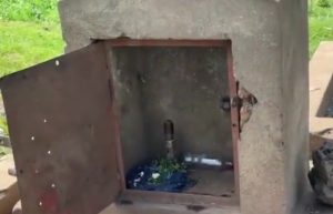 Nyabihu: Abacungaga amavomo barayataye, arangirika amazi meza ahinduka umugani